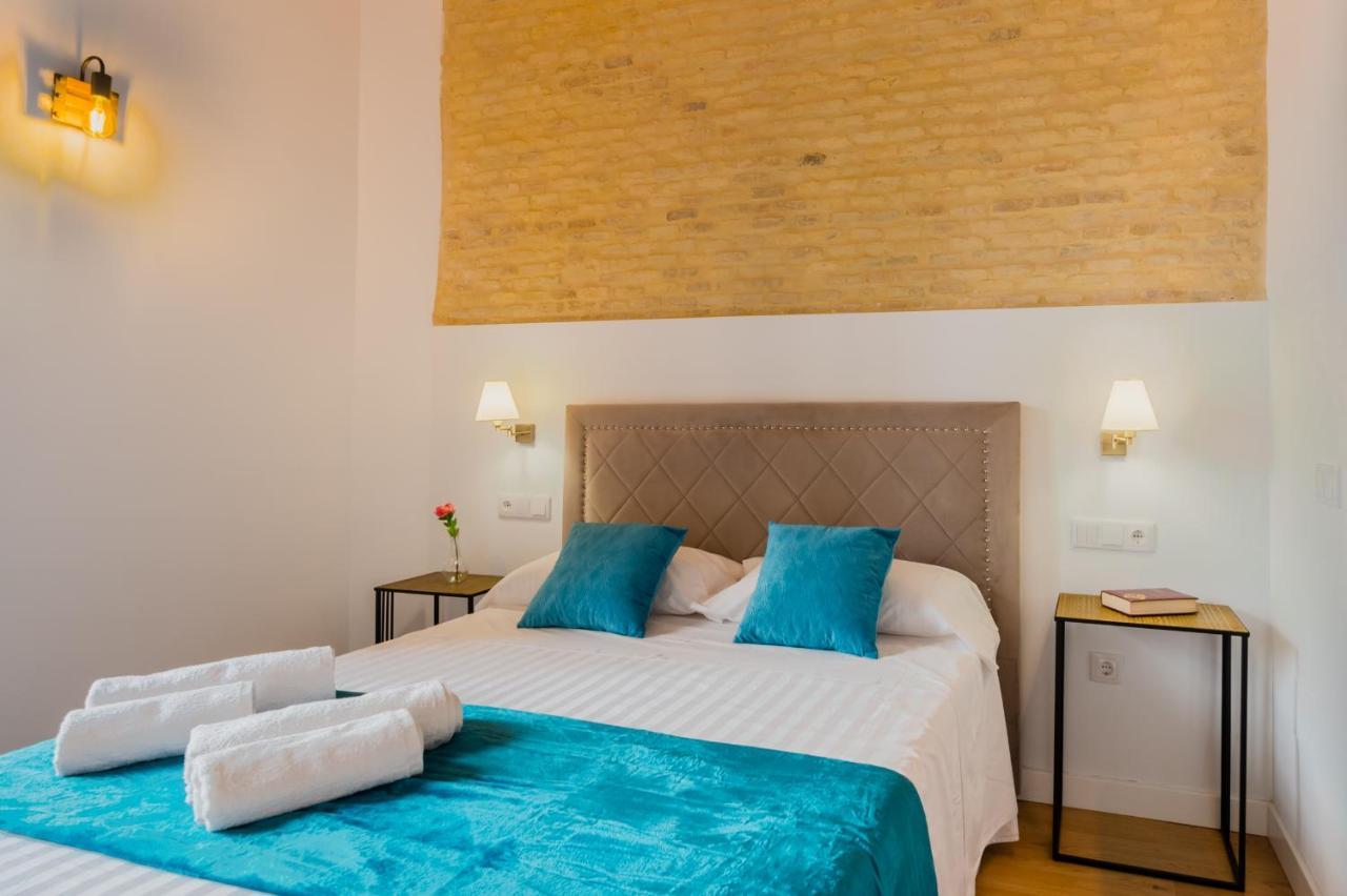 Diseno Triana 2 Rooms Севилья Экстерьер фото